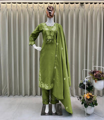 Pista Green Floral Designer Embroidered Thread Work Kurta Pant With Dupatta Set