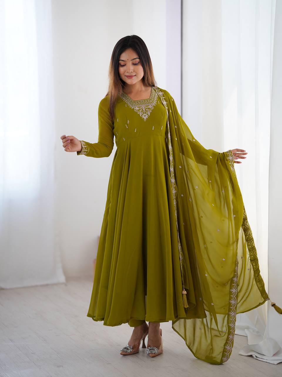 MEHNDI GREEN FOX GEORGETTE FABRIC FULLY FLAIR ANARKALI SUIT
